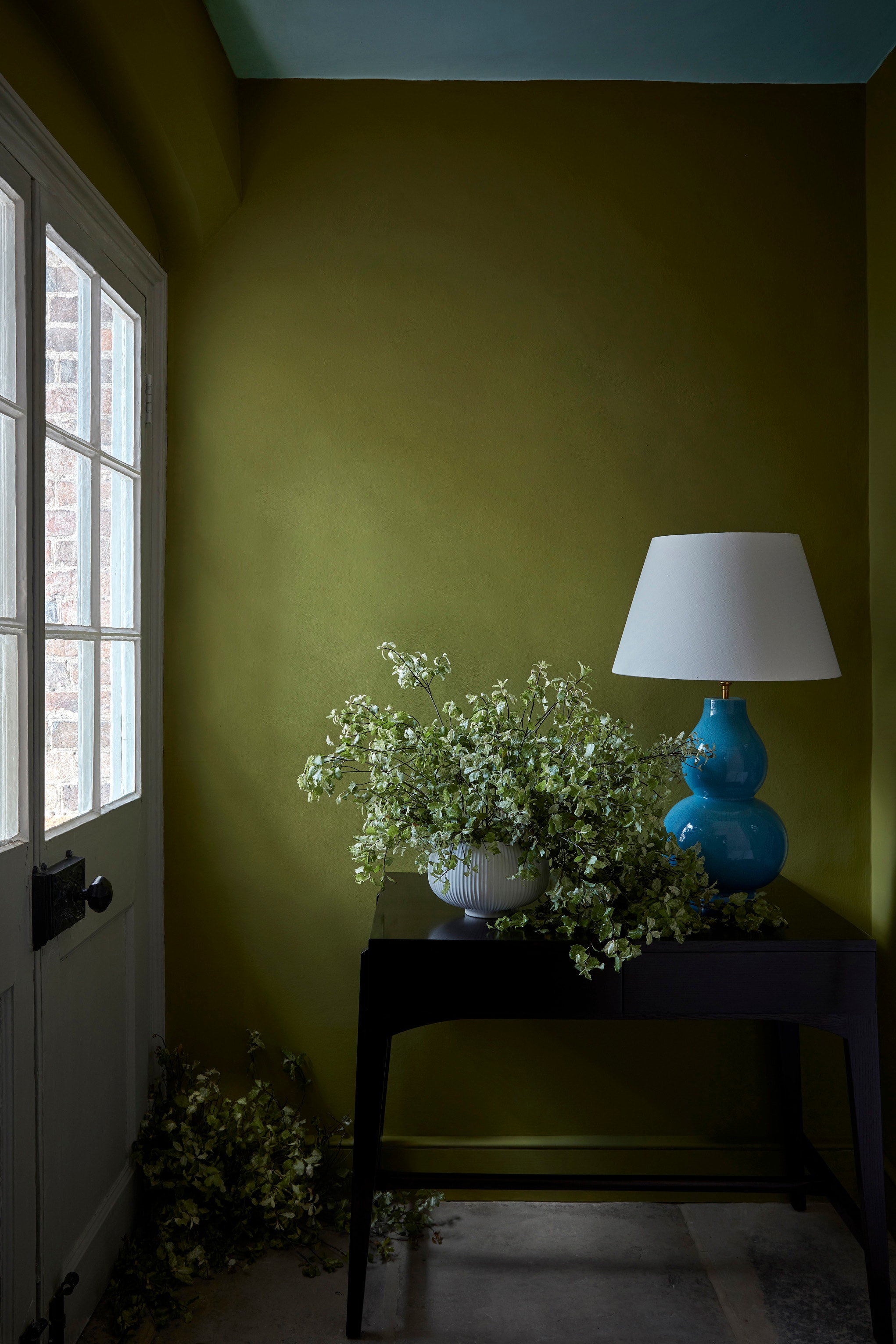 Citrine 71, Sky Blue 103, Portland Stone Light 281